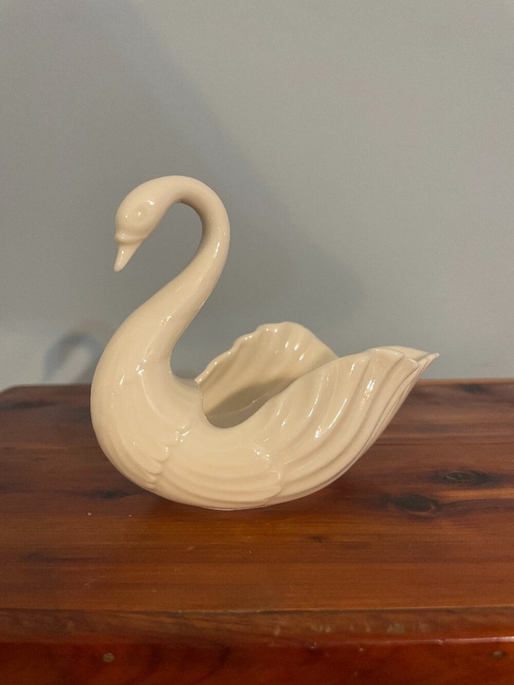 Lenox Swan Figurine Open Back 3.5" Tall Vintage Cream Ivory
